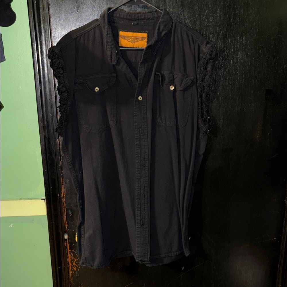 Men's Casual Black Button-Down Shirt - Sleeveless